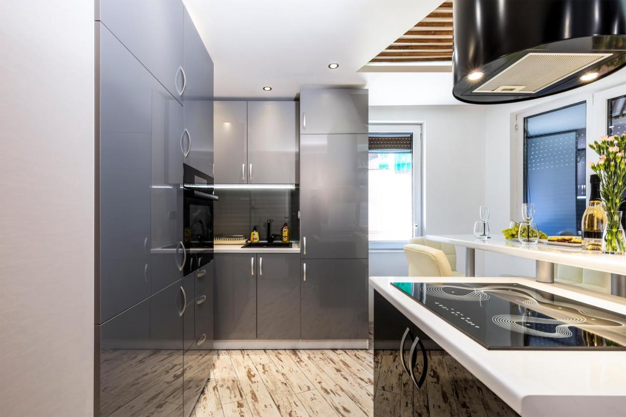 Modern 1Bd Flat With A Parking Near The City Centre By Flat Mаnager 플로브디프 외부 사진
