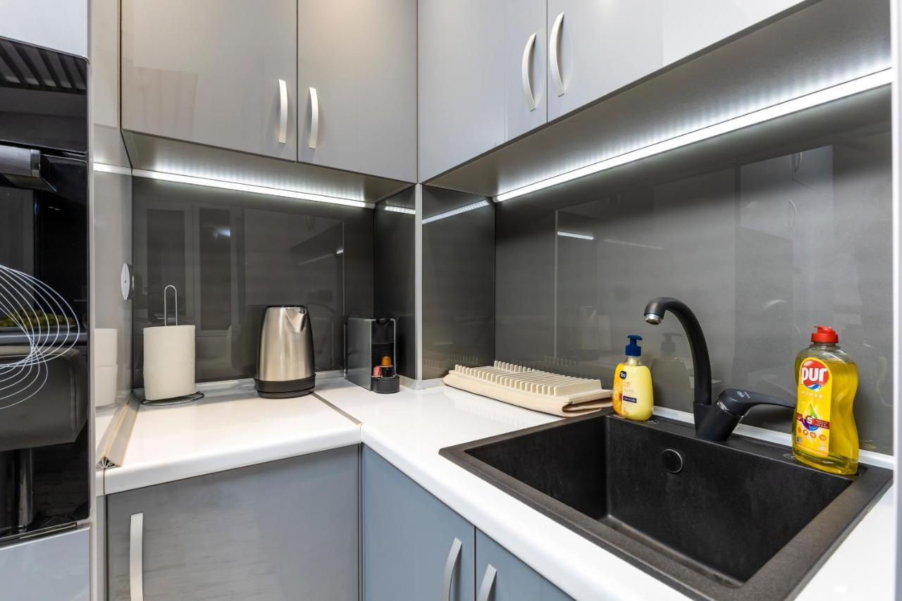 Modern 1Bd Flat With A Parking Near The City Centre By Flat Mаnager 플로브디프 외부 사진